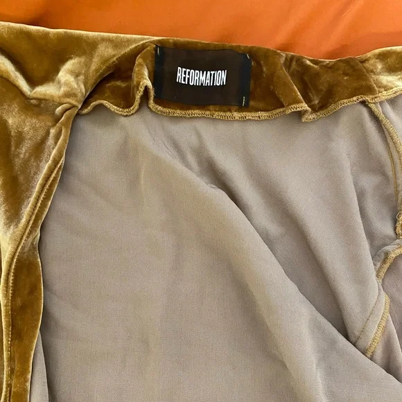 Reformation velvet top - Picture 5 of 6